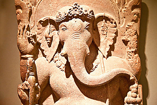 象神甘尼夏,雕塑