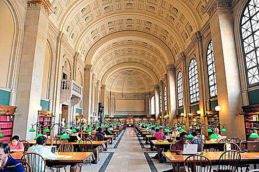 波士顿,公共图书馆