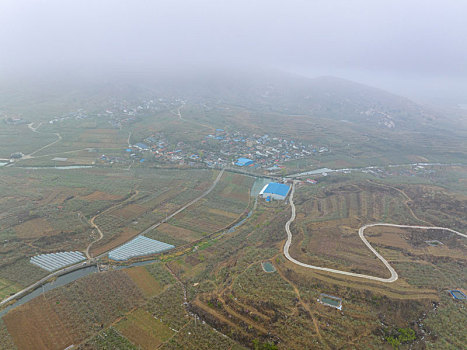 沂蒙山区的小山村