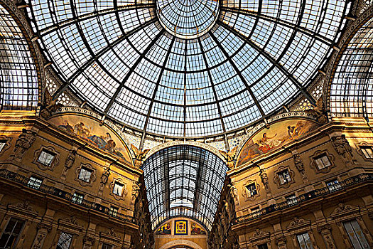 意大利米兰维多利亚二世拱廊,galleria,vittorio,emanuele,ii