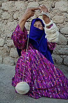 女人,种族,风,毛织品,编织,毛衣,露营,人,近郊,城市,赫拉特,许多人
