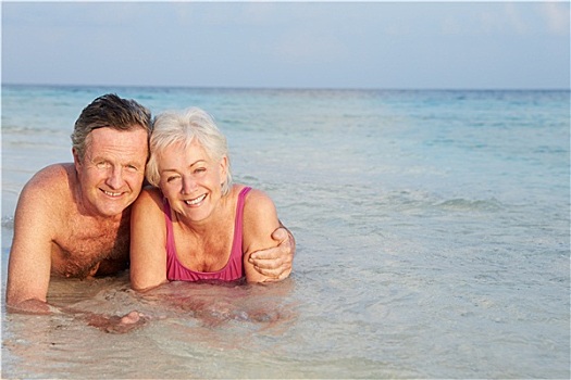 浪漫,老年,夫妻,卧,海洋,海滩,假日