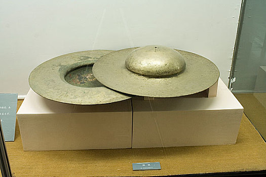 内蒙古博物馆陈列金代铜锣