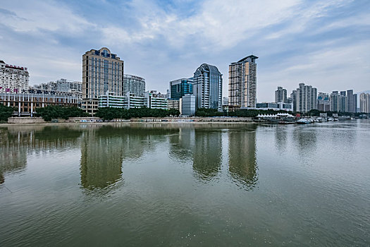 福建省福州市城区闽江外滩高楼建筑环境景观
