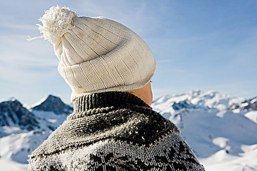 男婴,戴着,编织,绒球帽,山景,背景