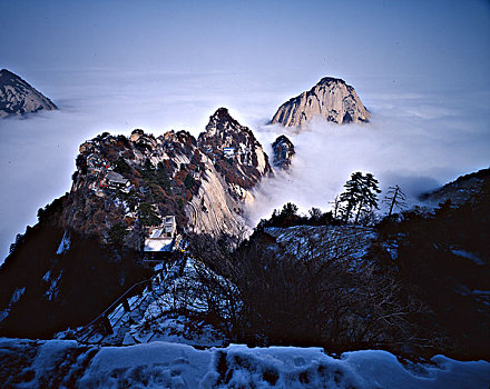 陕西华山群峰全景云海雪景