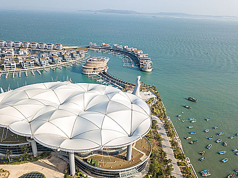 厦门海边游艇港航拍风景