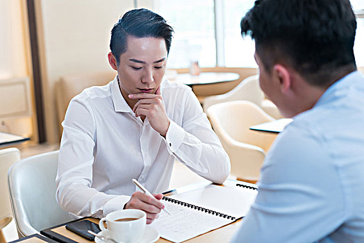商務人士交流商談