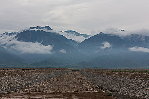 贺兰山