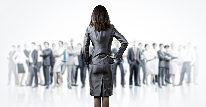 领导_商务_职业女性_站立_背影_企业团队_背景_高清图片_全景视觉