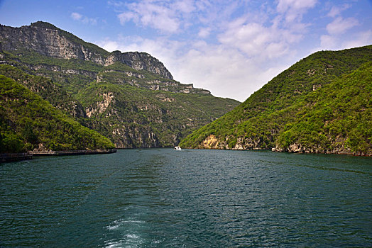 北方三峡,河南焦作市博爱县青天河景区