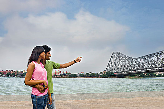 伴侣,站立,桥,背景,河,加尔各答,西孟加拉,印度