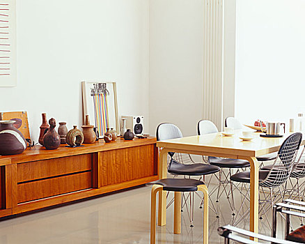 木桌子,复古,椅子,餐具柜