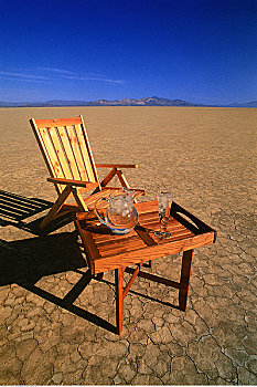 折叠躺椅,桌子,水杯,内华达,美国