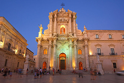 大教堂广场,大教堂,圣马利亚,奥提吉亚岛,锡拉库扎,省,西西里,意大利,欧洲