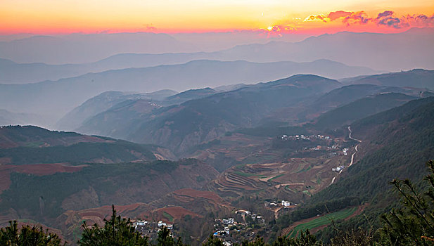 黄土地晨景