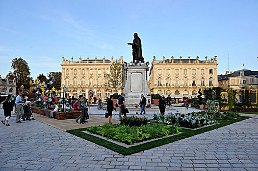 法国,摩泽尔,斯坦尼斯瓦夫广场,地点,建造,18世纪,世界遗产,联合国教科文组织,雕塑,国王