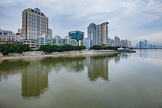福建省福州市城区闽江外滩高楼建筑环境景观