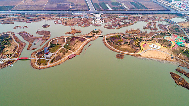 废地变湿地,河南兴起网红景点,千亩湖,漯河市临颍县黄龙湿地航拍图