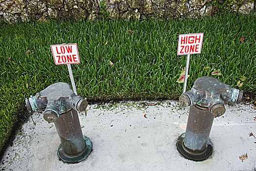 消防栓,两个,美国,迈阿密,佛罗里达,接线,指示,水,提取,象征,消防队,火灾,消防,标识,高,低