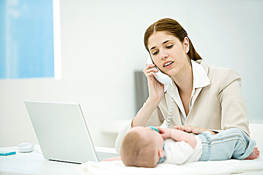 职业,女人,接触,婴儿,躺着,书桌,制作,电话