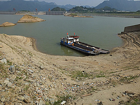 三峡水库