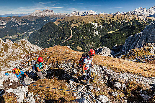 登山,攀登,线缆,后面,群体,白云岩,特兰迪诺,省,特兰提诺阿尔托阿迪杰,意大利,欧洲
