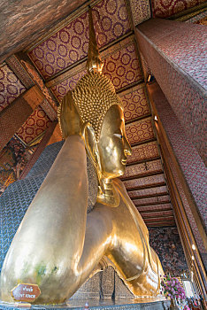 泰国曼谷卧佛寺巨大卧佛佛像