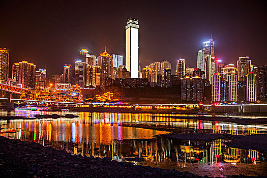 重庆江北嘉陵江畔远眺渝中中央商务区夜色