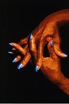 手,蓝色,指甲油