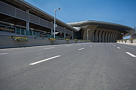 高铁站道路