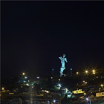 夜晚,基多,厄瓜多尔