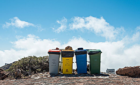 四个,垃圾桶,蓝天,帕尔玛,加纳利群岛,西班牙,欧洲