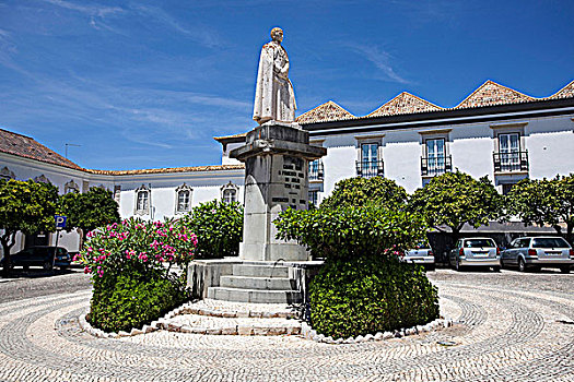 大教堂广场,法若,葡萄牙,2009年