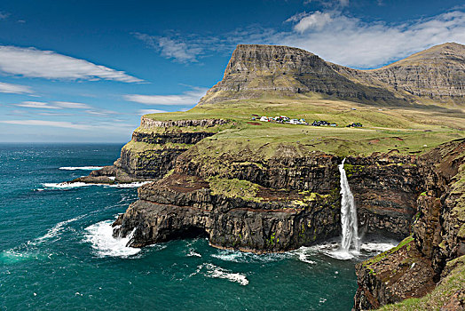 瀑布,悬崖,靠近,乡村,法罗群岛,丹麦,欧洲