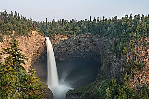 瀑布,威尔斯格雷省立公园,河,不列颠哥伦比亚省,加拿大,北美