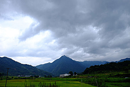 景德镇瑶里古镇山脉