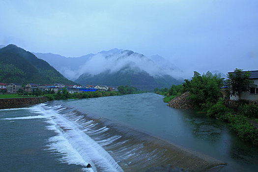 浙江,杭州,临安,大明山,雨,云雾,氤氲,流水,小溪