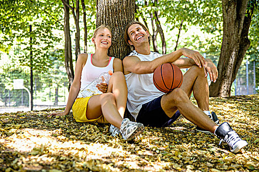 篮球,情侣,休息,公园