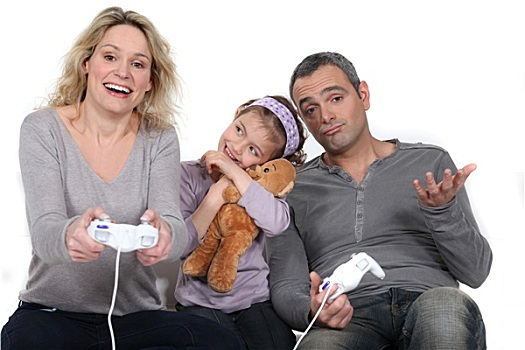 家庭,玩电玩