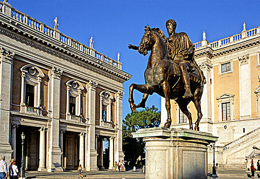 新宫,骑马雕像,宫殿,广场,坎皮多利奥,罗马,拉齐奥,意大利,欧洲