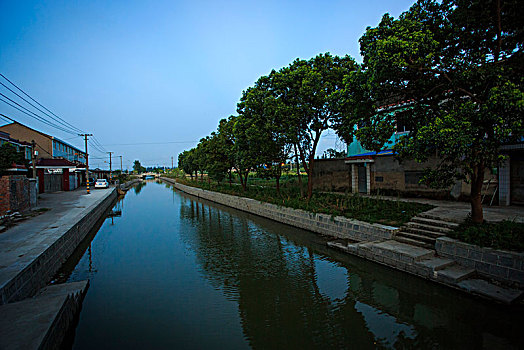 东林寺村,寺庙