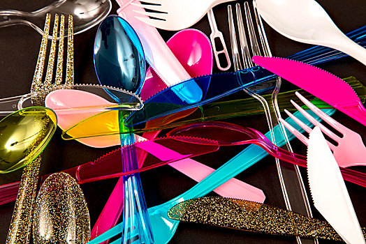 塑料制品,餐具,一次性用品,刀,叉子,勺子,垃圾,多样,彩色