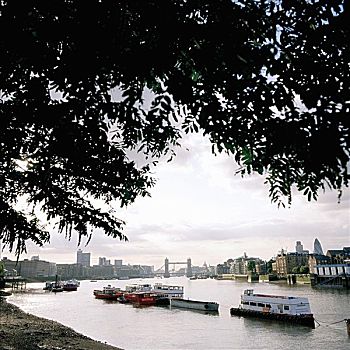 船,泰晤士河,伦敦,英格兰