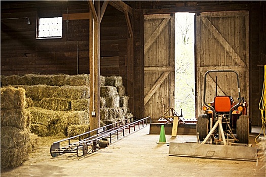 谷仓,室内,干草包,农机具