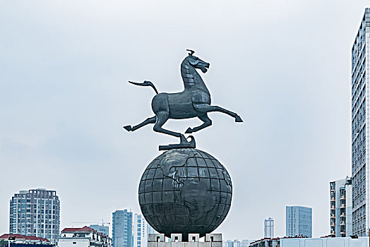 江西省赣州市骏马雕像旅游城市标志性建筑景观