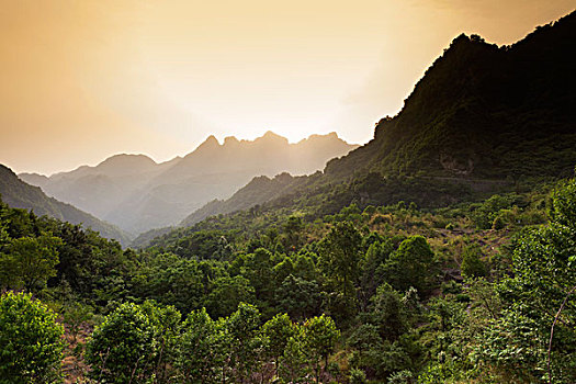 武当山的琼台风景区