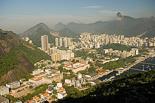 甜面包山,巴西