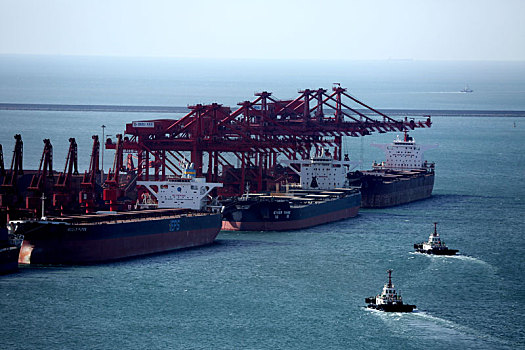 财经配图,港口2月吞吐量成绩单出炉,日照港以8625万吨劲超天津港