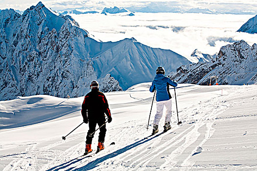 越野滑雪者,山,楚格峰,区域,冬天,阿尔卑斯山,巴伐利亚,德国,欧洲